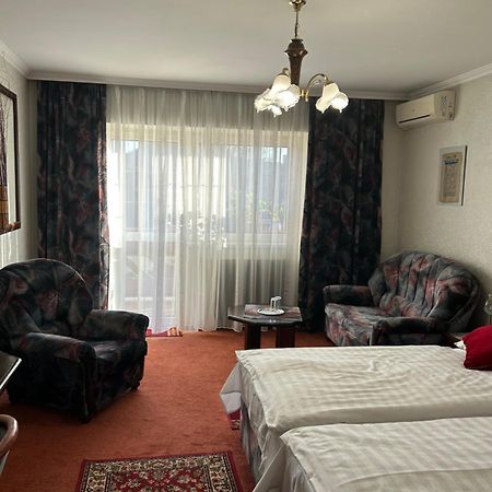 Angela Panzio Bed & Breakfast บาแรตจูวิฟาลู ภายนอก รูปภาพ