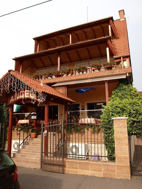 Angela Panzio Bed & Breakfast บาแรตจูวิฟาลู ภายนอก รูปภาพ